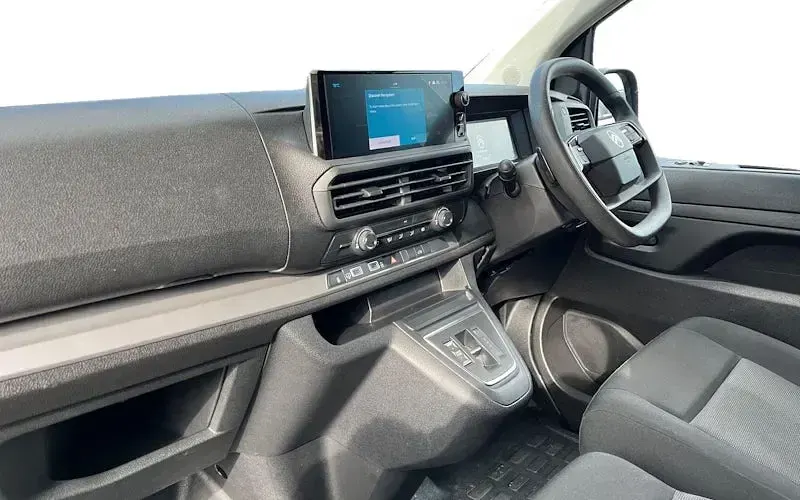 Używany Citroën Dispatch 100 kW (136 KM) 2025 Minivan