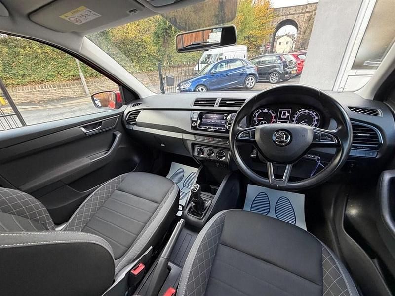 Used Skoda Fabia SE 60 HP (44 kW) 2020 Red Hatchback