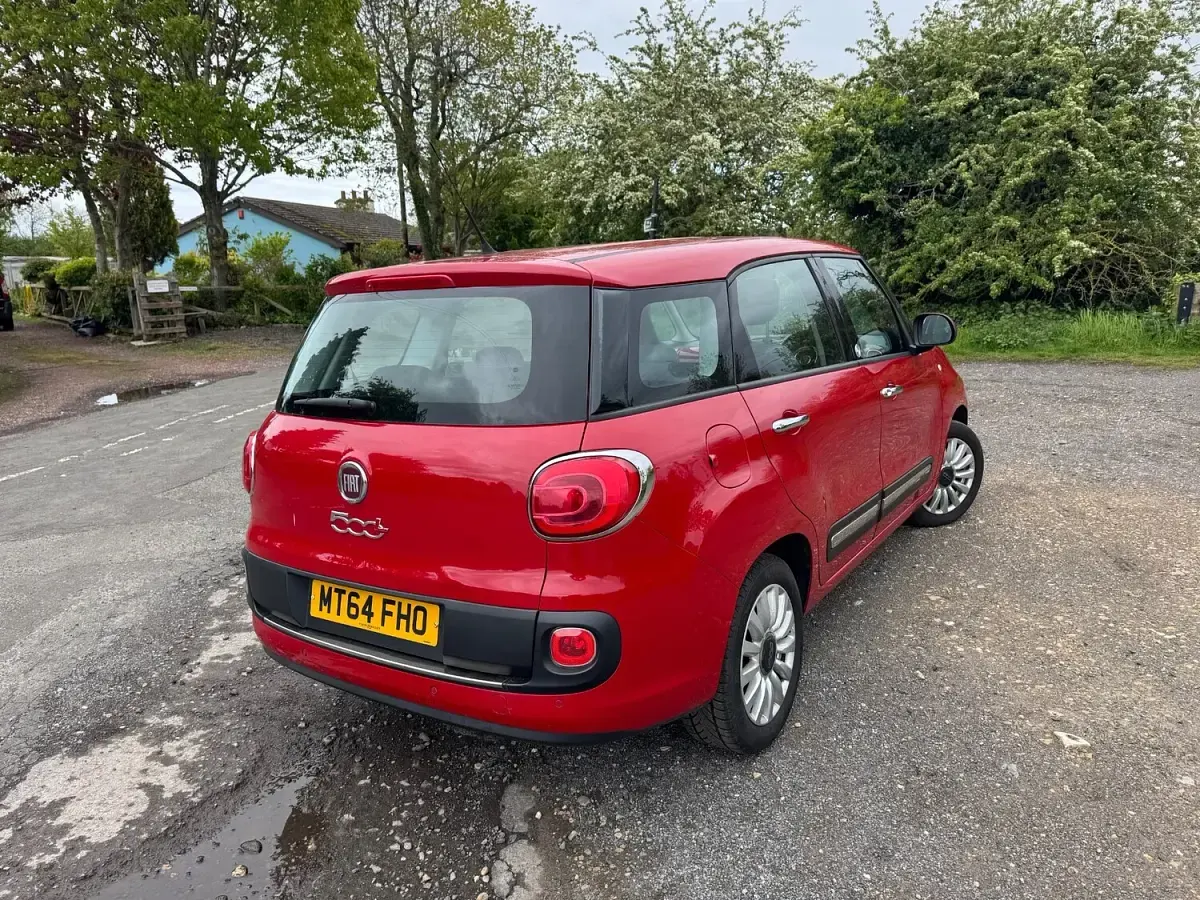 Używany Fiat 500L Pop Star 85 KM (62 kW) 2014 Czerwony Minivan