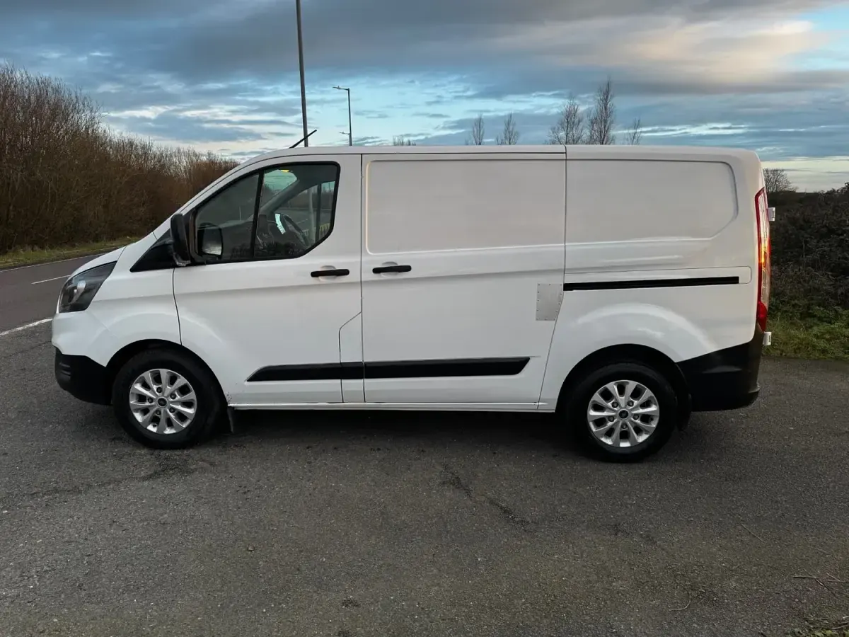 Używany Ford Transit Custom 105 KM (77 kW) 2019 Biały