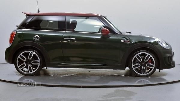 Used Mini John Cooper Works Hatch 228 HP (167 kW) 2018 Green Hatchback