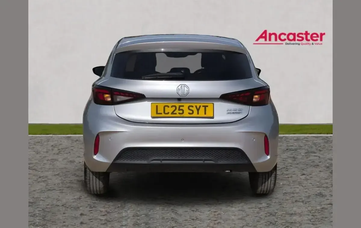 Used MG MG3 Trophy 194 HP (142 kW) 2025 Silver Hatchback