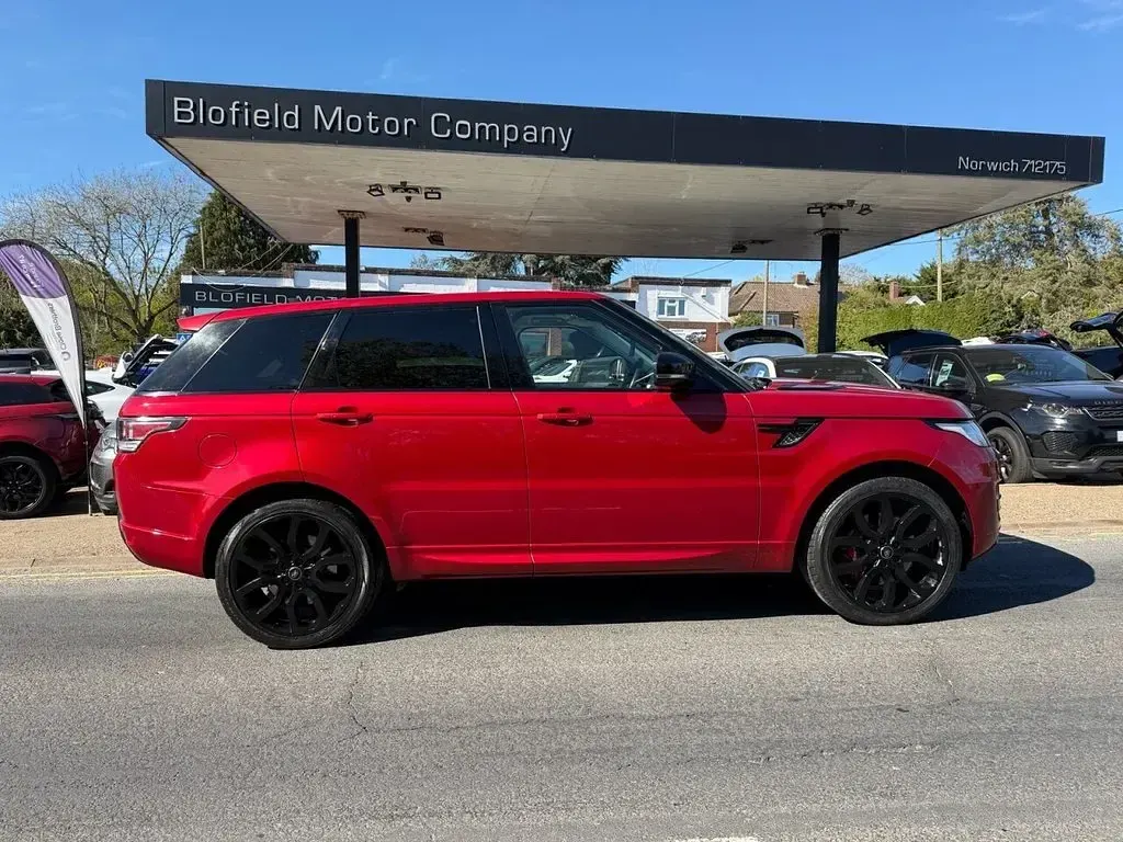 Used Land Rover Range Rover Sport HSE Dynamic 306 HP (225 kW) 2016 Red SUV