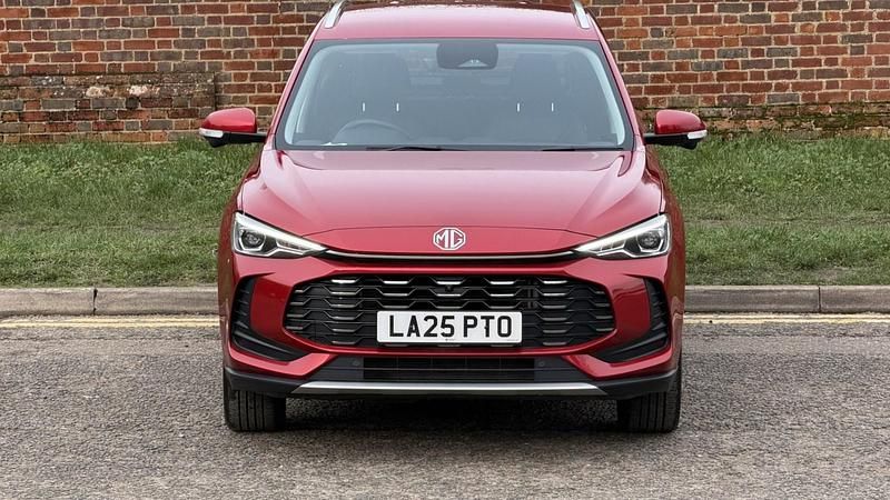 Used MG ZS Trophy 2025 Red SUV