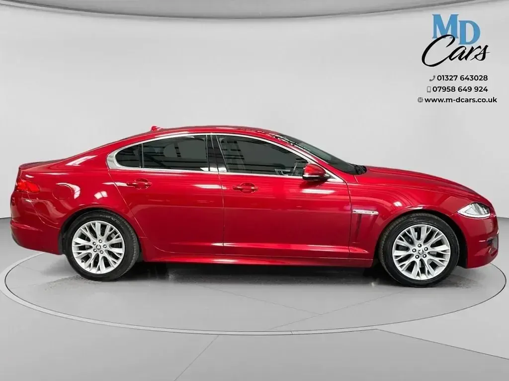 Second-hand Jaguar XF S 190 CP (139 kW) 2012 Roșu Berlinǎ