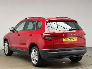 Used Skoda Karoq SE Technology 150 HP (110 kW) 2019 Red SUV