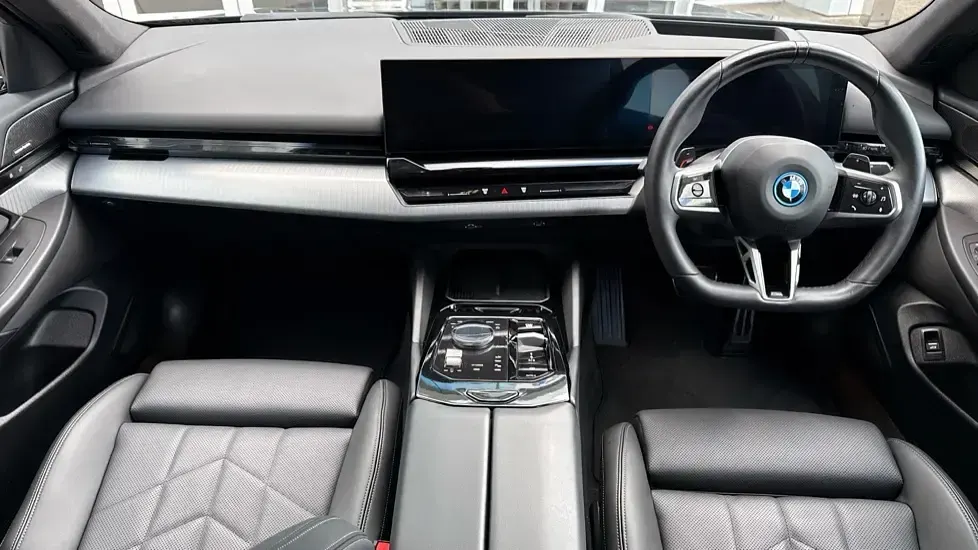 Used BMW 530e M Sport 295 HP (216 kW) 2024 Black