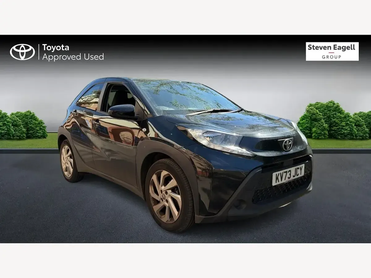 Used Toyota Aygo X PURE 72 HP (52 kW) 2023 SUV
