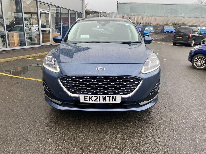 Used Ford Kuga Vignale 190 HP (139 kW) 2021 Chrome blue SUV