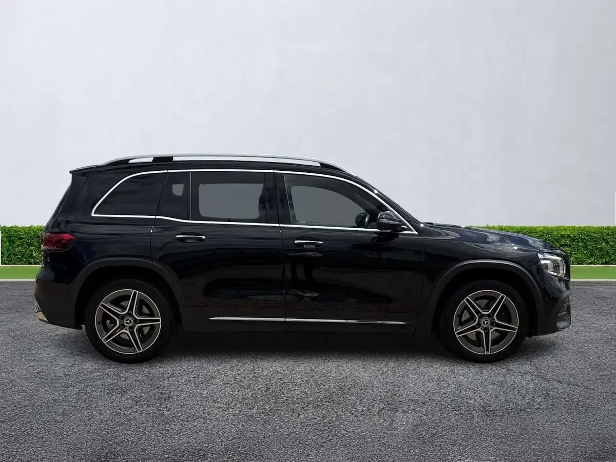 Used Mercedes GLB220 AMG line 2020 Black SUV