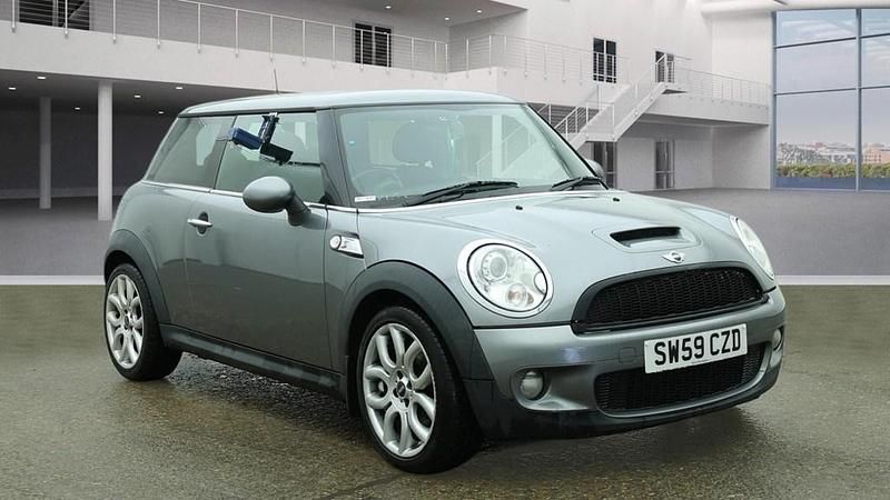 Used Mini Cooper S Hatch 175 HP (128 kW) 2009 Silver Hatchback