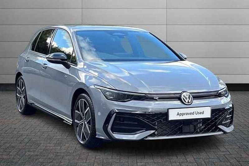 Used VW Golf VIII 148 HP (108 kW) 2025