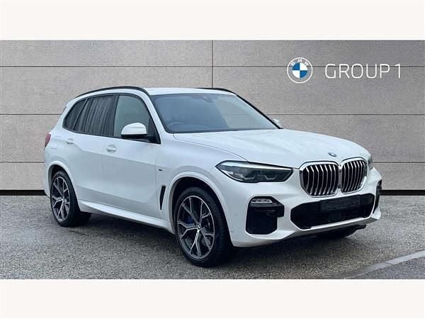 Mineral white Used 2019 BMW X5 M Sport SUV | £35,995 (Fair price) - Image 1/4