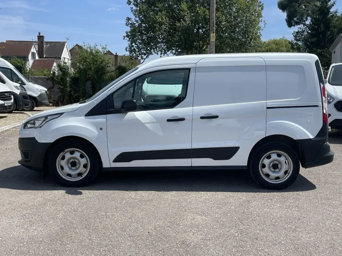 Used Ford Transit 100 HP (73 kW) 2023 White Van