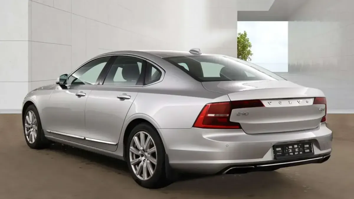 Used Volvo S90 Inscription 2017 Silver Sedan