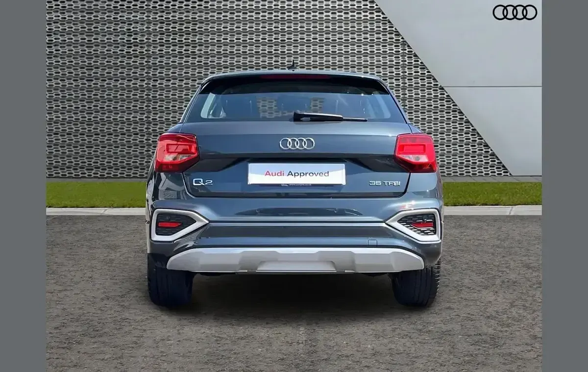 Used Audi Q2 Sport 147 HP (108 kW) 2025 Grey SUV