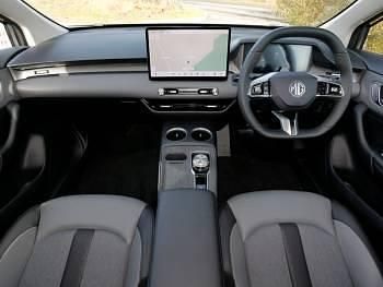 New MG MG4 EV 169 kW (231 HP) 2026 Green Hatchback