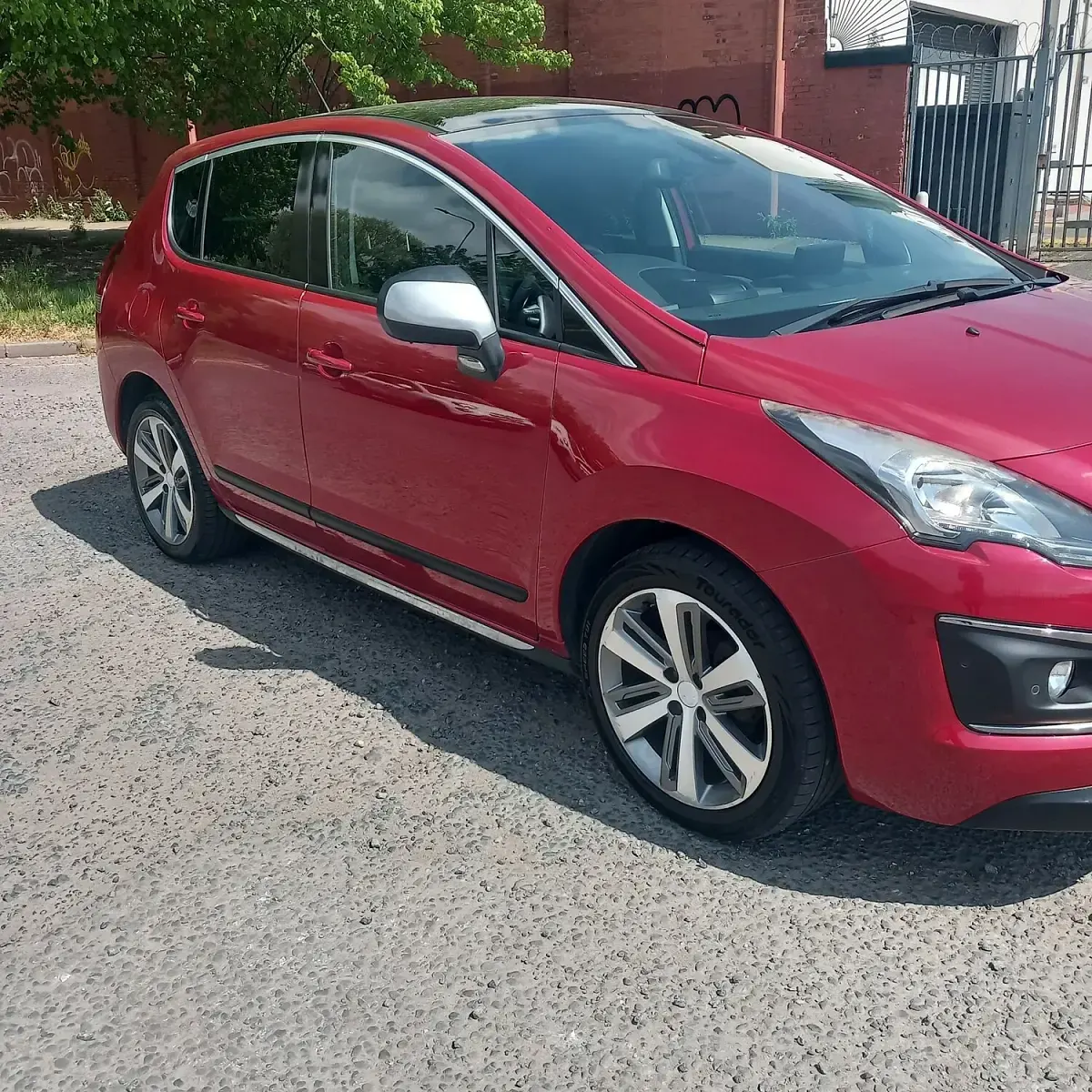 Used Peugeot 3008 Allure 2015 Red Estate
