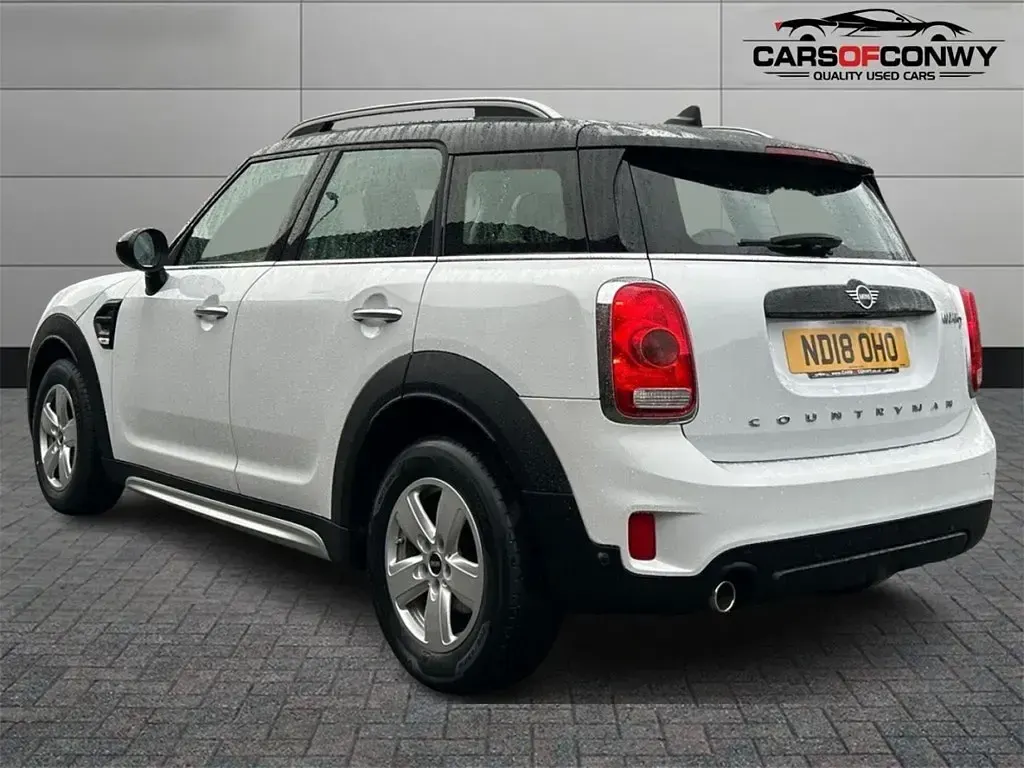 Używany Mini Cooper D Countryman 150 KM (110 kW) 2018 Biały SUV
