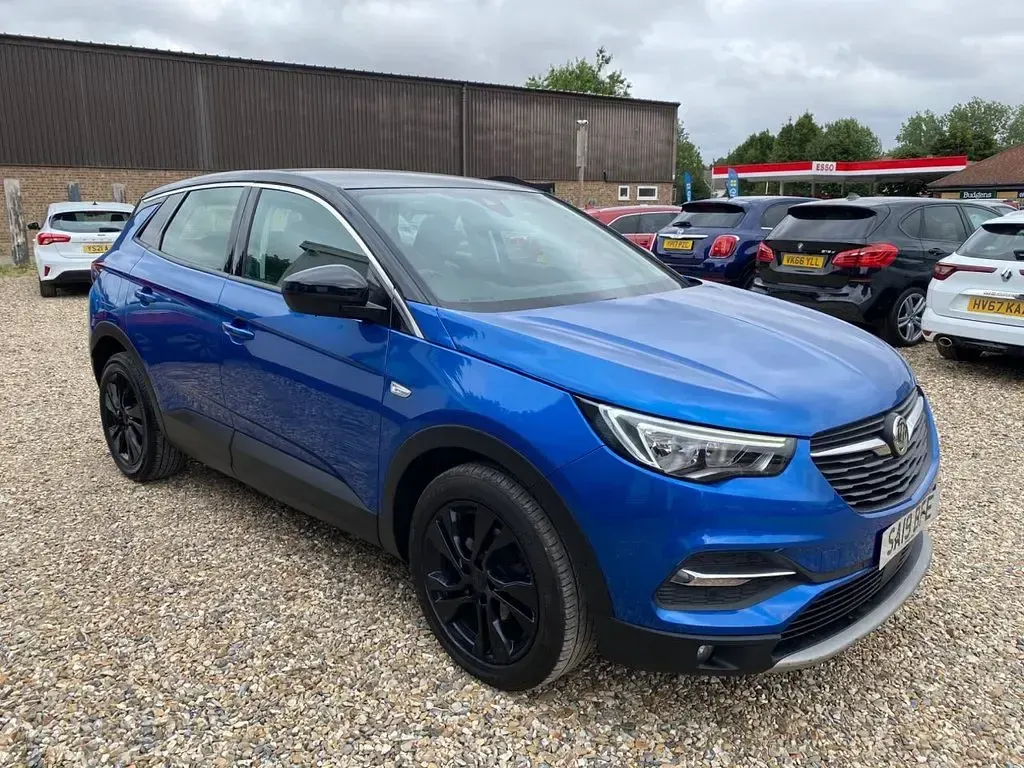 Used Vauxhall Grandland X Sport 130 HP (95 kW) 2019 Blue SUV