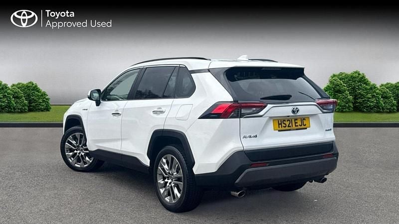 Used Toyota RAV4 Hybrid 218 HP (160 kW) 2021 Pure white SUV