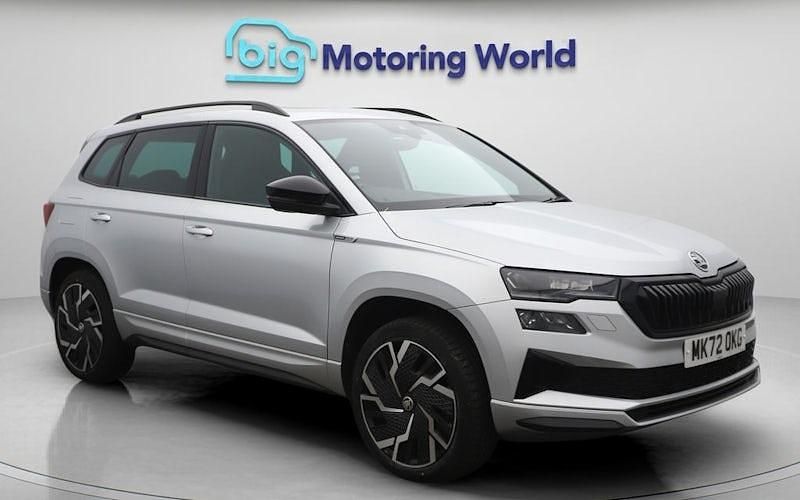 Used 2024 Skoda Karoq SportLine SUV | £24,000 (Good price) - Image 1/4