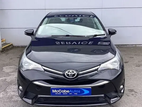Used Toyota Avensis Business Edition 112 HP (82 kW) 2018 Black Sedan