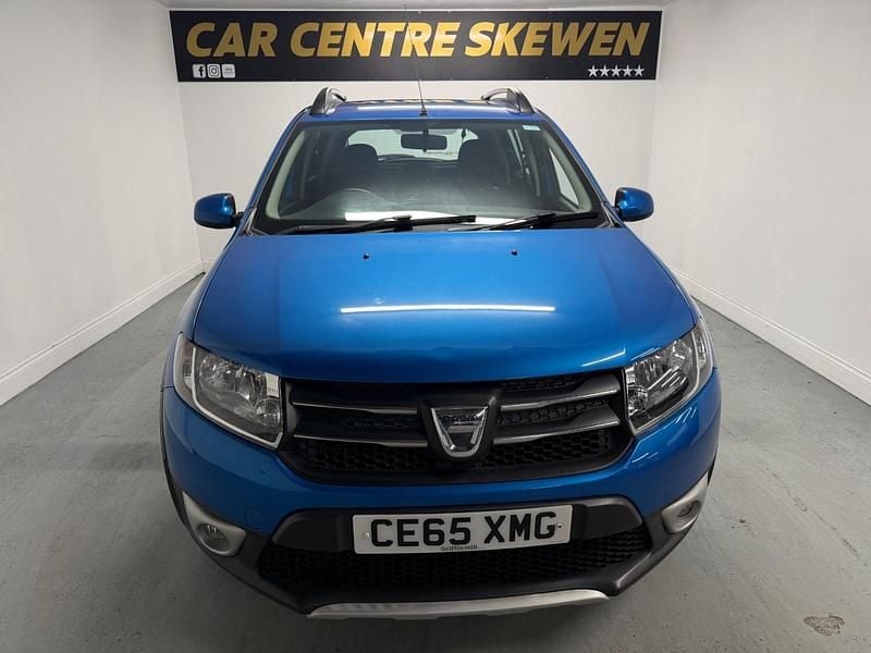 Used Dacia Sandero Lauréate 2015 Blue Hatchback