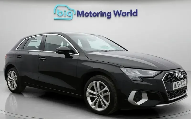 Used Audi A3 Sportback e-tron Sport 204 HP (150 kW) 2024 Hatchback