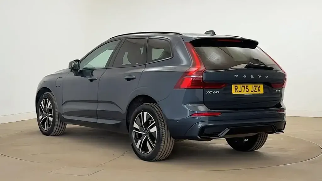 Used Volvo XC60 Plus 345 HP (253 kW) 2025 Blue SUV