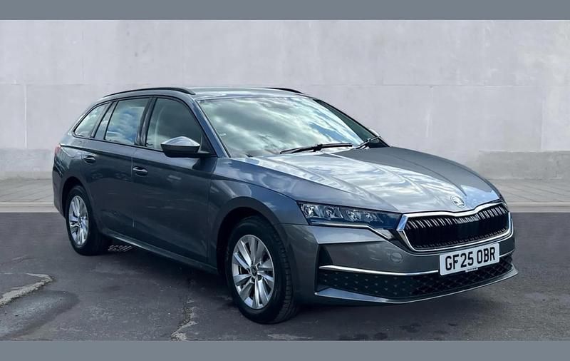 Used Skoda Octavia SE Technology 150 HP (110 kW) 2025 Graphite grey metallic Estate