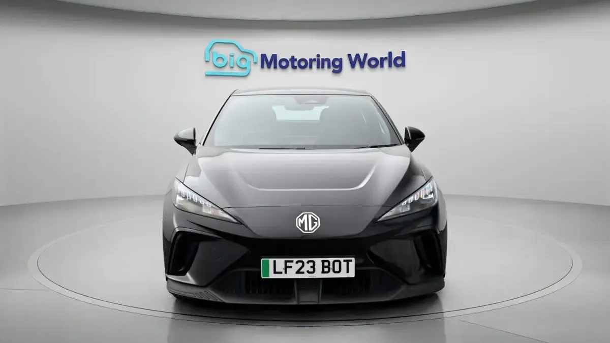 Used MG MG4 EV SE 319 kW (435 HP) 2023 Black Hatchback