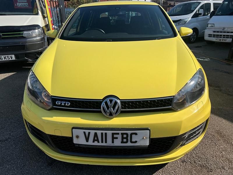 Used VW Golf VI GTD 170 HP (125 kW) 2011 Yellow Hatchback