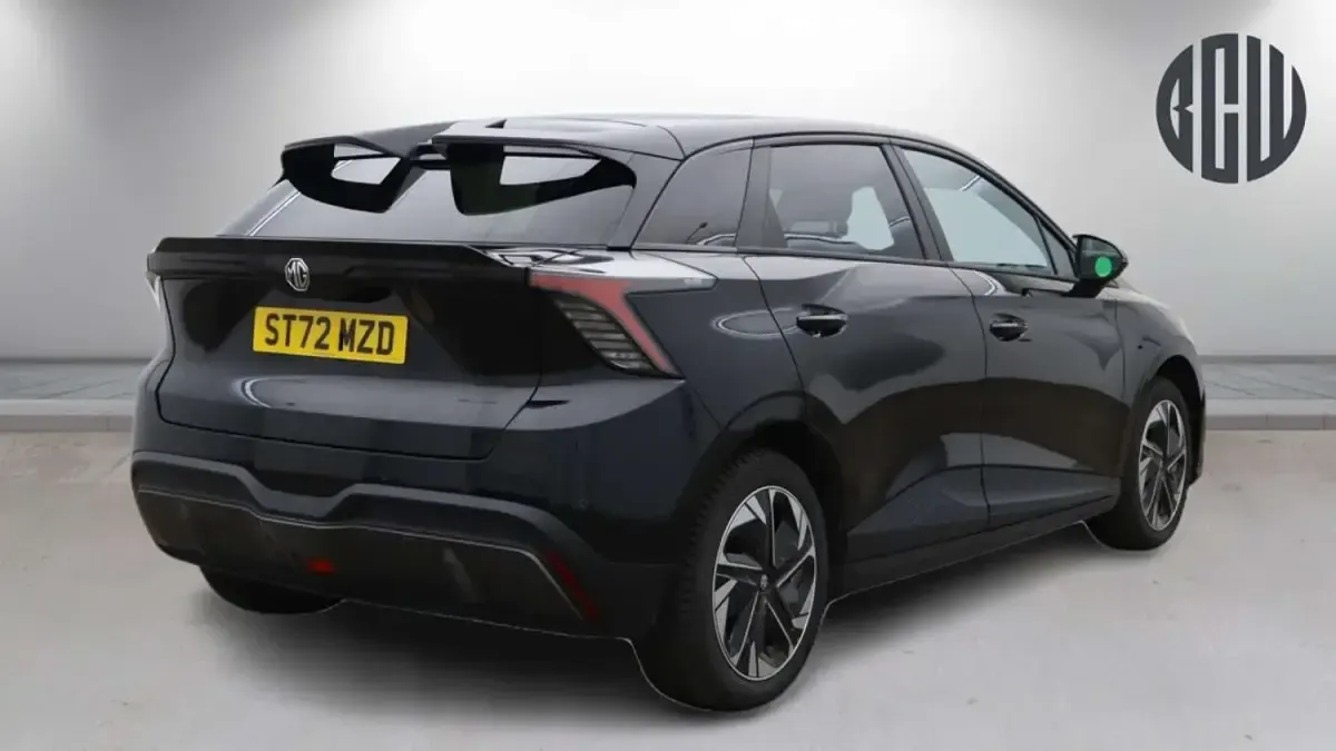 Used MG MG4 EV SE 319 kW (435 HP) 2022 Black Hatchback