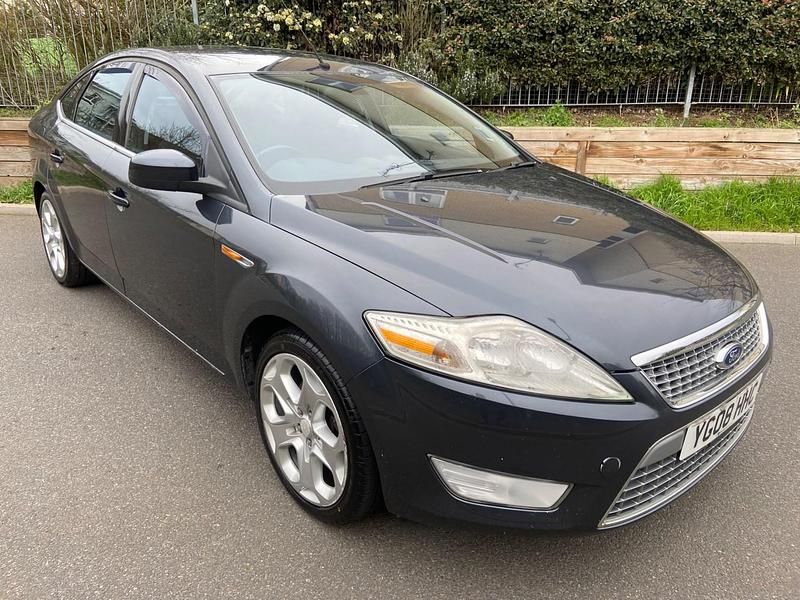 Used Ford Mondeo Titanium 143 HP (105 kW) 2008 Grey Hatchback