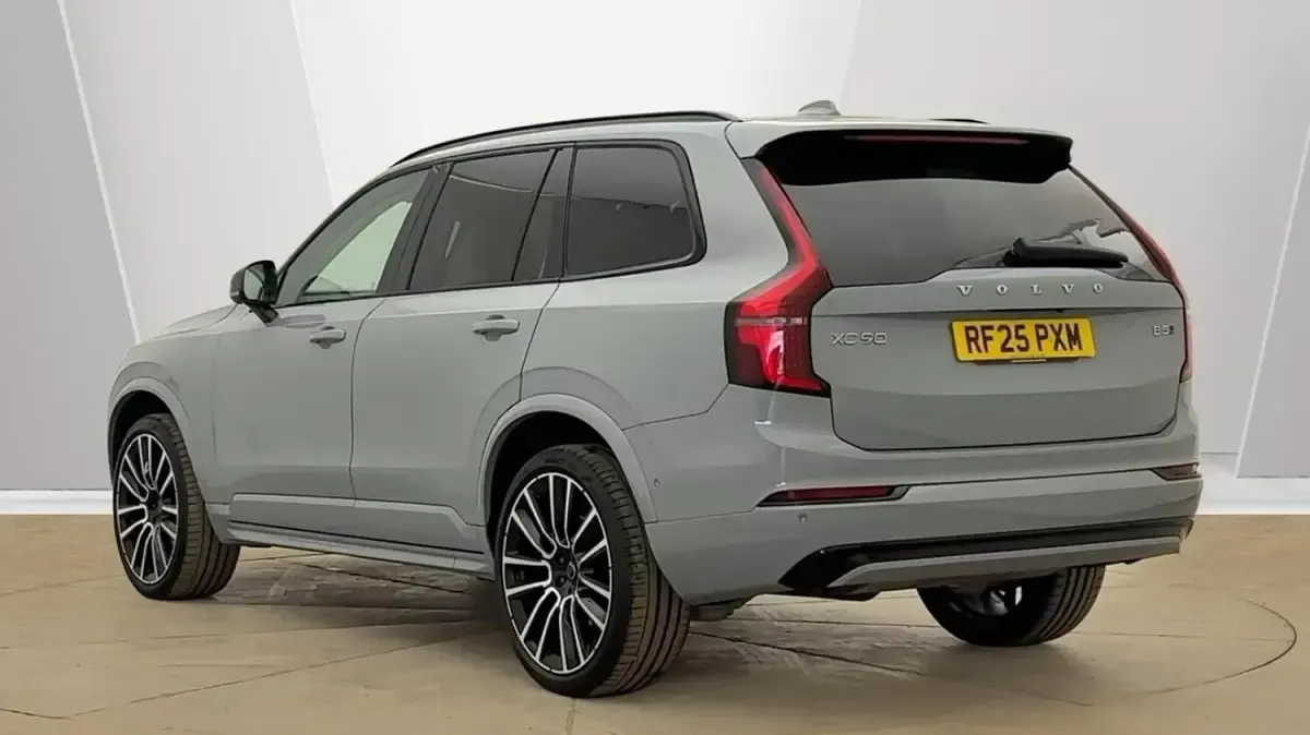 Used Volvo XC90 Ultra 455 HP (334 kW) 2025 Grey SUV