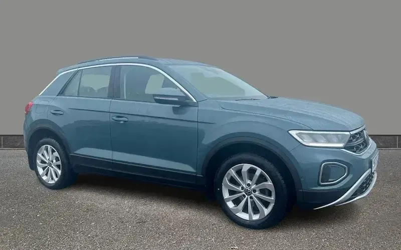 Used VW T-Roc Life 110 HP (80 kW) 2023 SUV