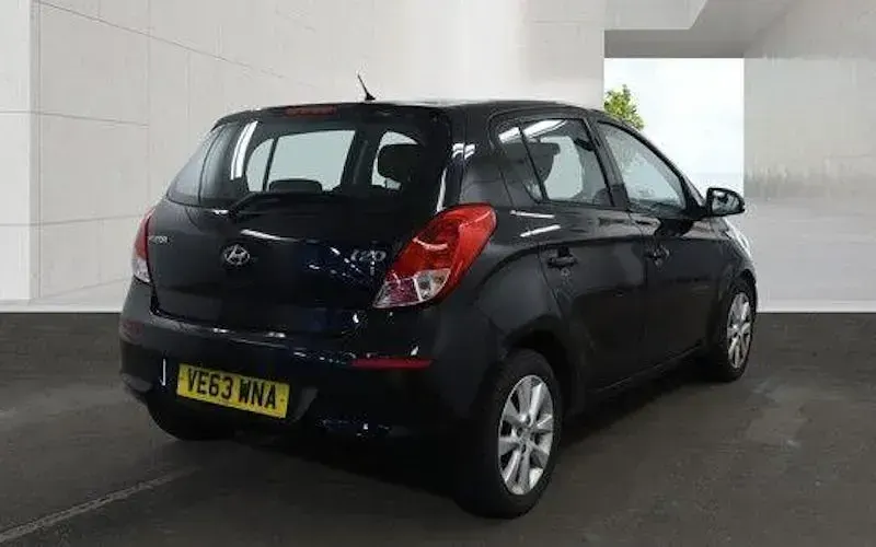 Used Hyundai i20 Active 84 HP (61 kW) 2014 Black Hatchback