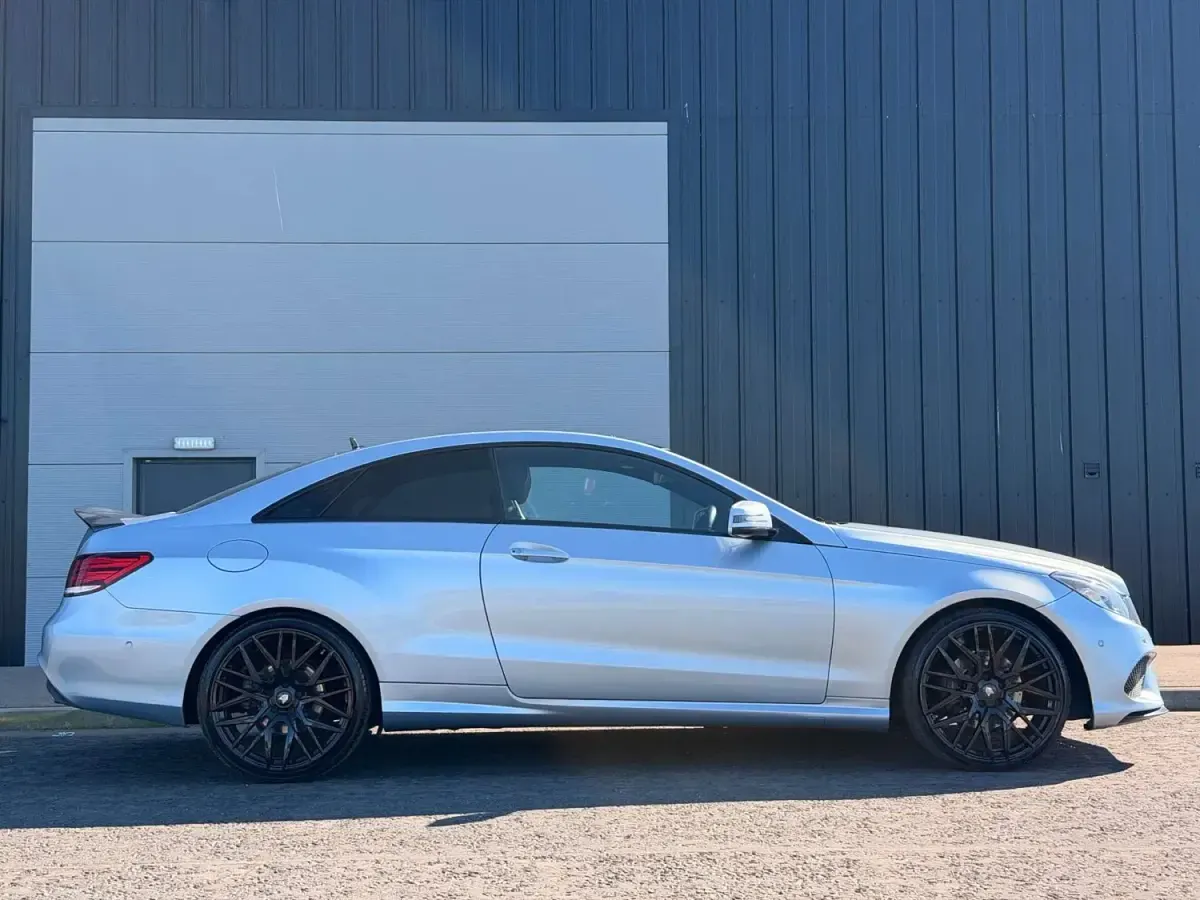 Begagnad Mercedes E250 AMG 204 HK (150 kW) 2014 Silver Sportkupé