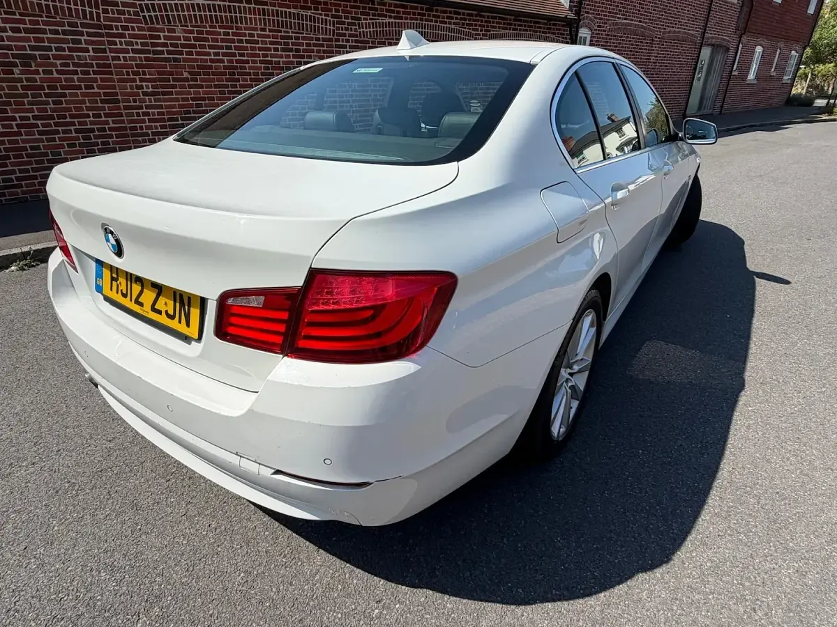 Used BMW 520 Comfort Edition 190 HP (139 kW) 2012 White Sedan