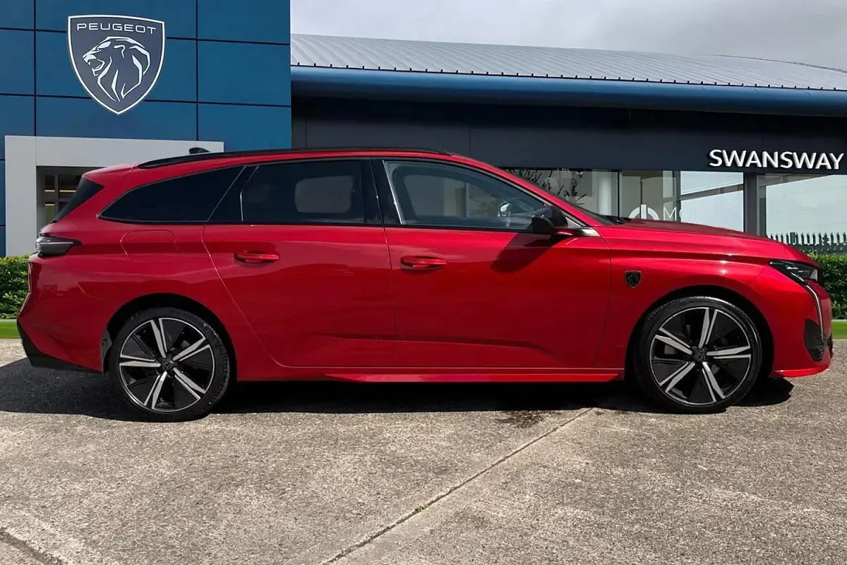 Used Peugeot 308 GTi 2023 Red Estate