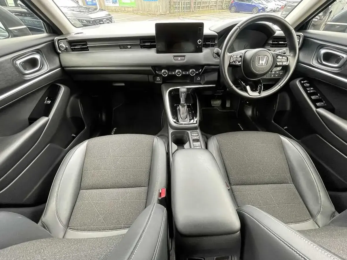 Used Honda HR-V Advance 131 HP (96 kW) 2021 Grey SUV
