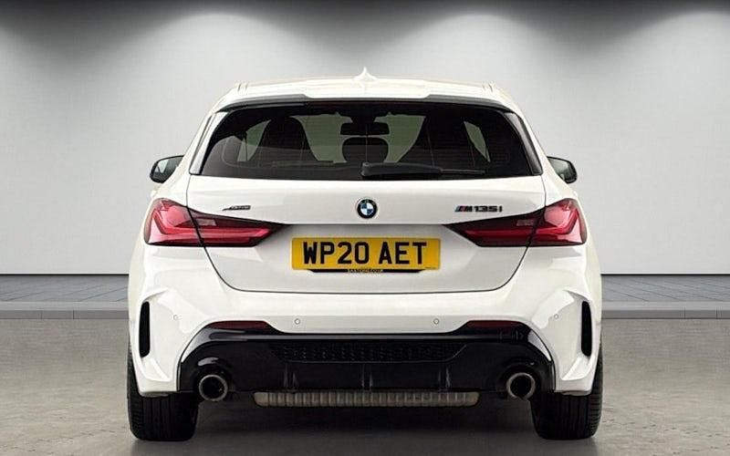 Usado BMW M135 306 HP (225 kW) 2024 Citadino