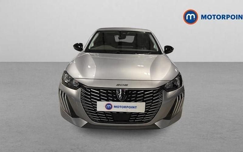 Used Peugeot 208 Allure 101 HP (74 kW) 2025 Hatchback