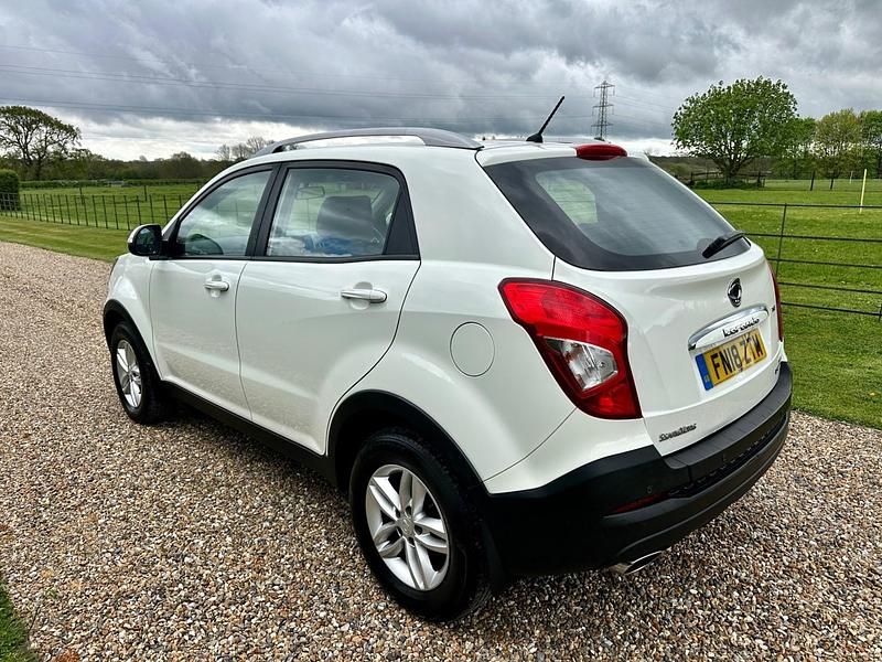 Used Ssangyong (KGM) Korando 178 HP (130 kW) 2018 White SUV