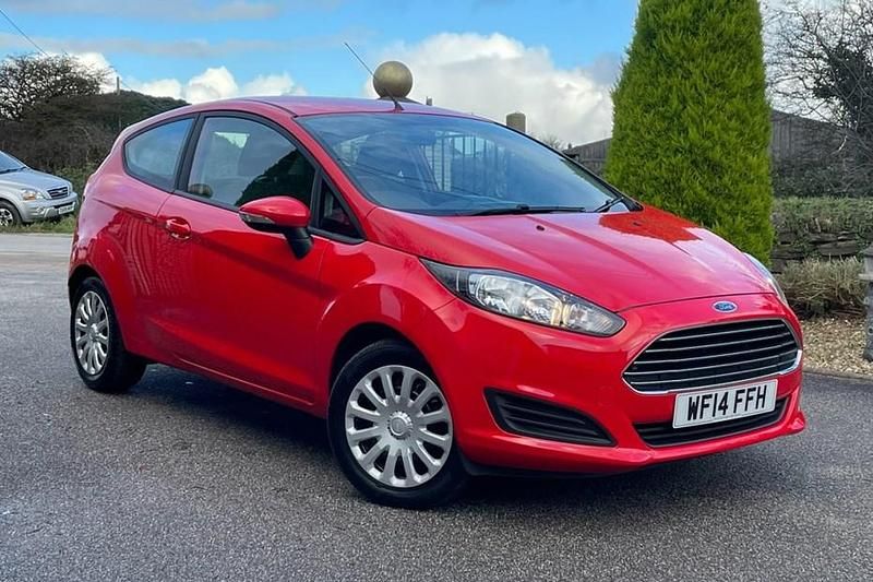Red Used 2014 Ford Fiesta Style Hatchback | £5,995 (Fair price) - Image 1/1