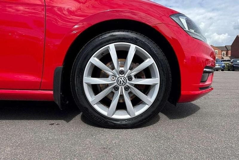 Used VW Golf VII GT 150 HP (110 kW) 2019 Red Hatchback