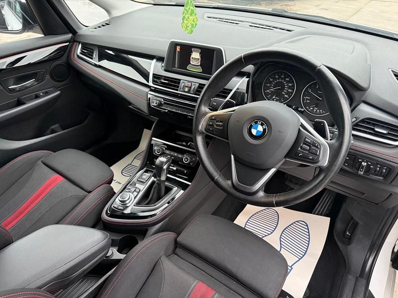 Used BMW 218 Sport Line 2016 White Hatchback