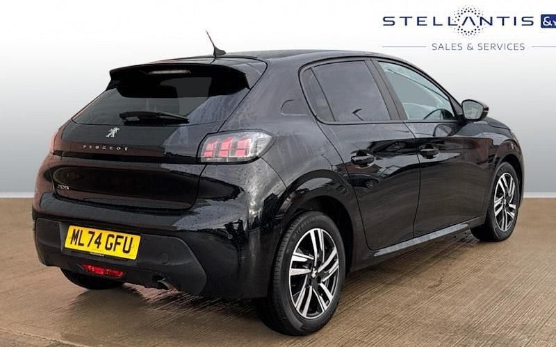 Used Peugeot 208 Active+ 75 HP (55 kW) 2023 Black Hatchback
