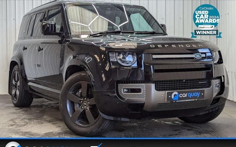 Used 2024 Land Rover Defender HSE Dynamic Estate | £45,995 (Super price) - Image 1/4